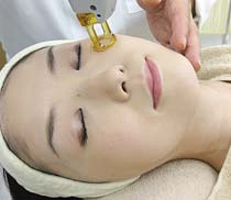 ���݁E�\�o�J�X